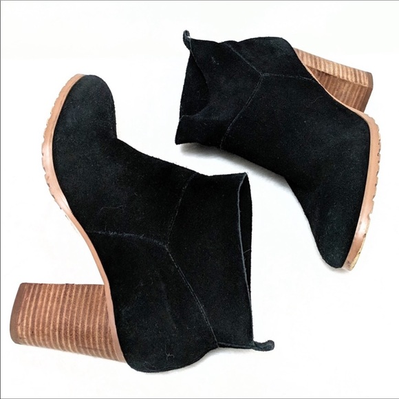 Crown Vintage: Darcie suede stacked heel booties - Picture 3 of 7